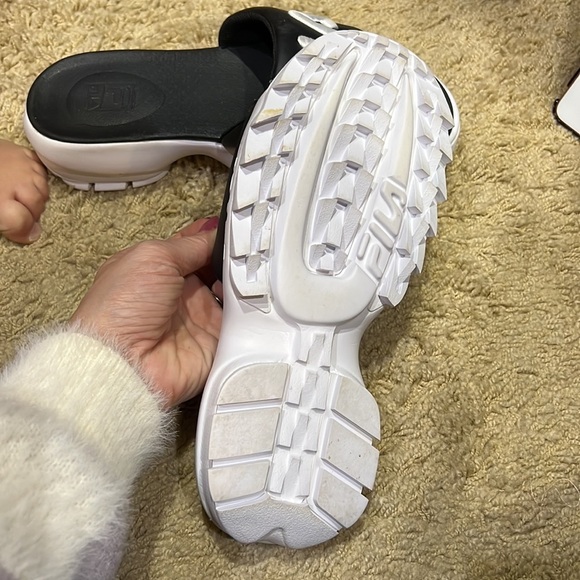 Fila Slides - Picture 3 of 3